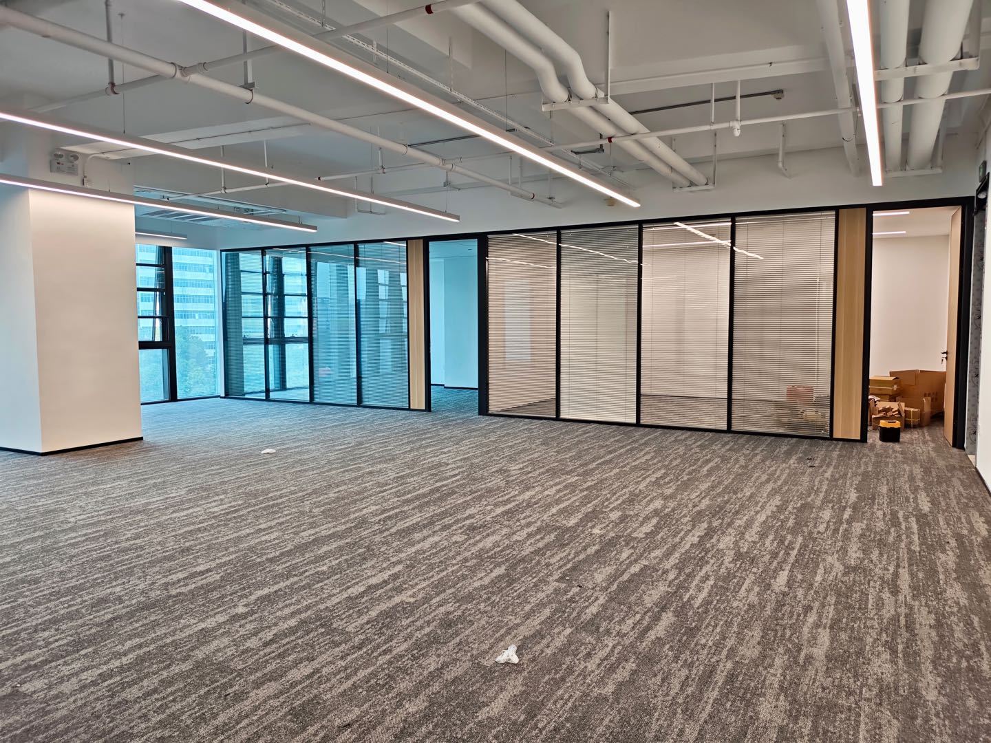 澳特科兴科学园 · 311.93㎡精装办公室实景