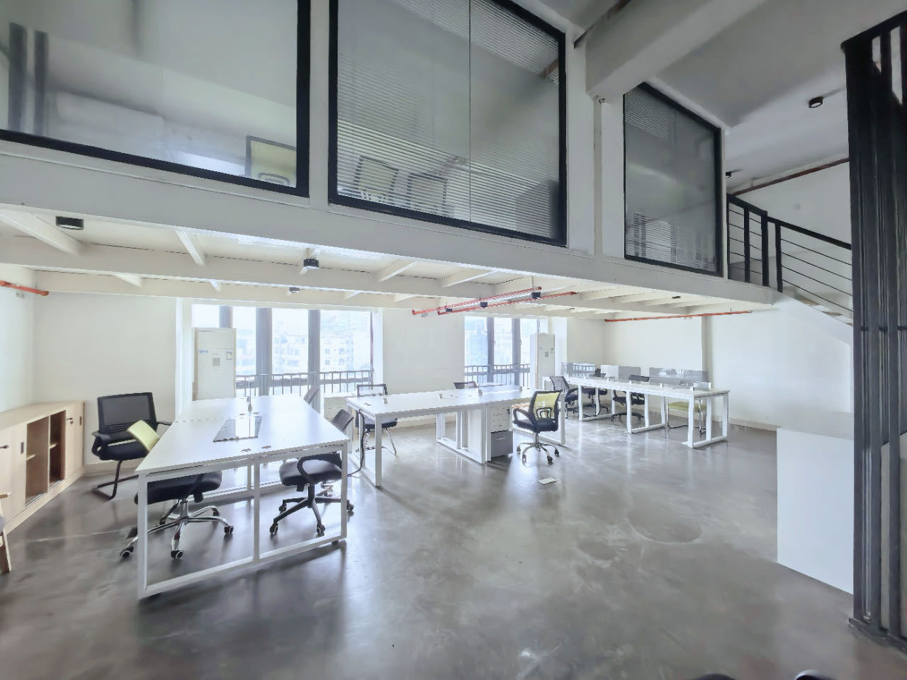 花半里·欣悦广场 · 206㎡精装办公室实景