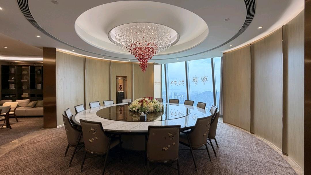 世茂前海中心(前海世茂大厦) · 2945㎡豪装办公室实景