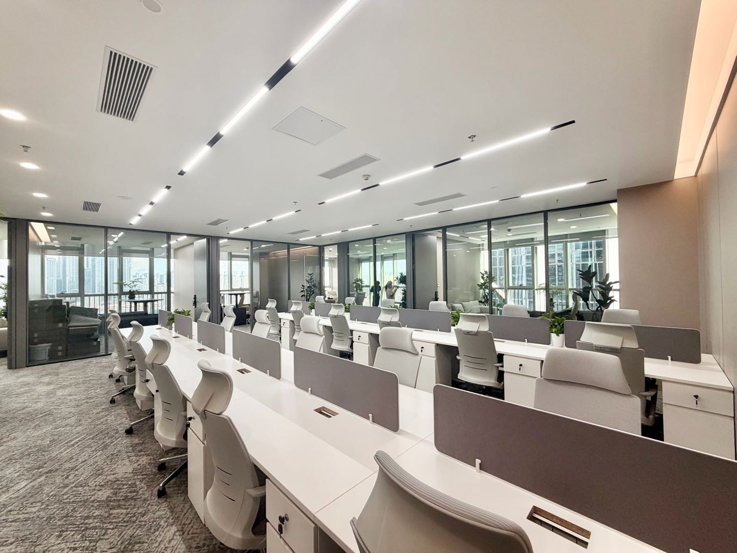 先健科技大厦 · 478㎡豪装办公室实景