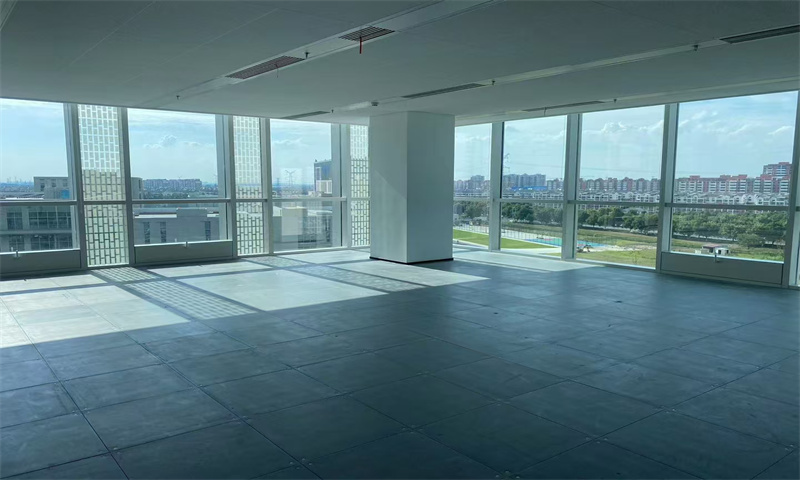 111 龙华同富裕工业园