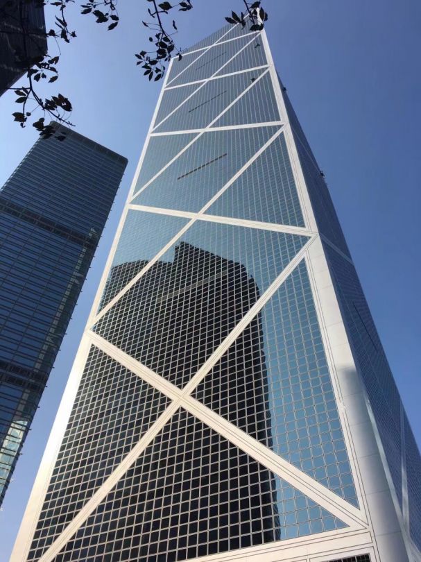 项目地址：荣泰大厦位于广东省深圳龙华三合华侨新村2区7-9栋