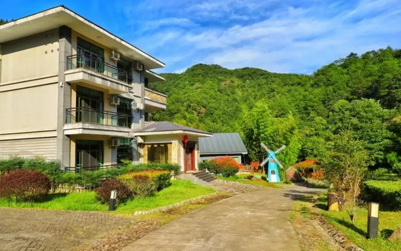 梅花山庄(别墅)实景图