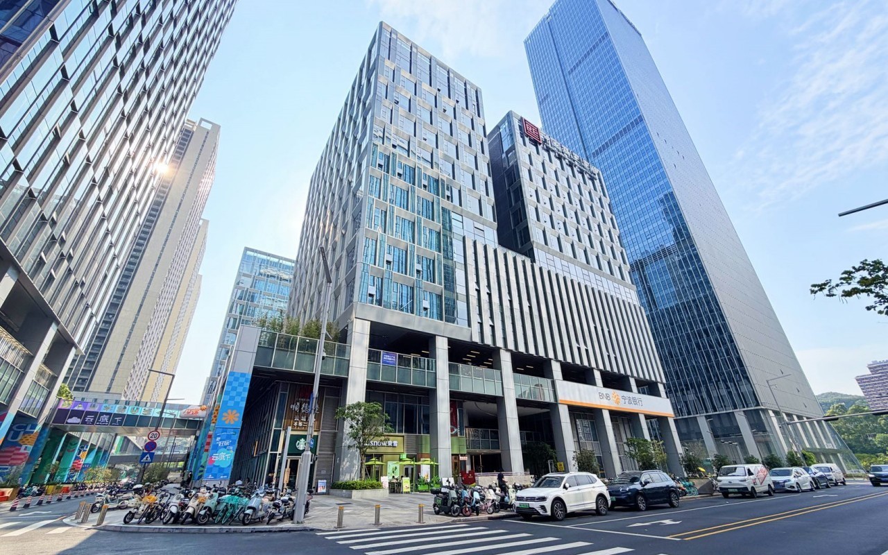 中国稀土融创中心大厦实景图