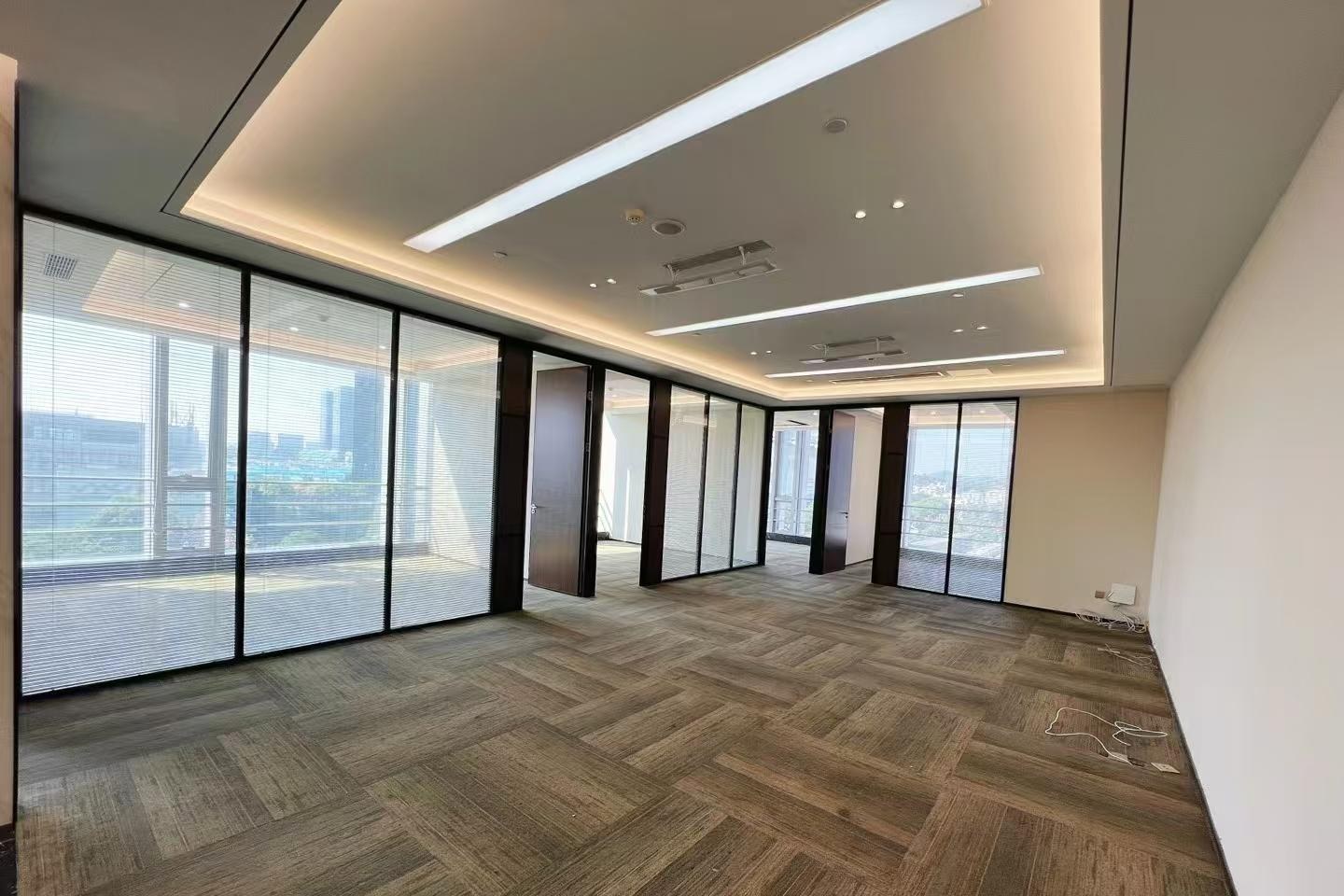 深圳平湖办公空间｜海源城345㎡精装户型实景图
