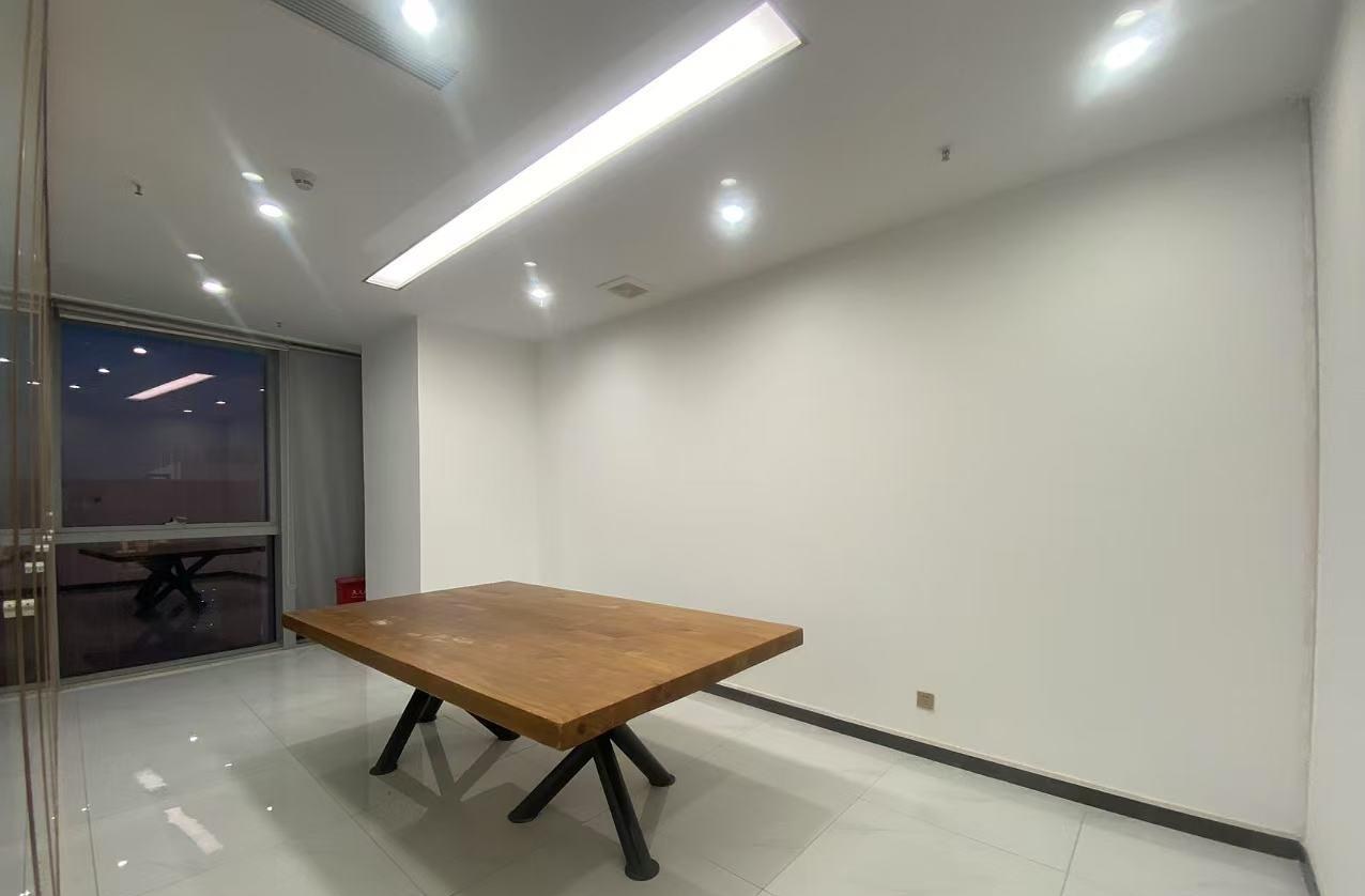 深圳横岗办公空间｜荣德国际大厦648㎡精装户型