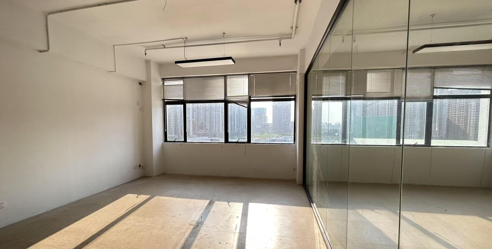 深圳沙井办公空间｜高盛大厦138㎡精装户型实景图