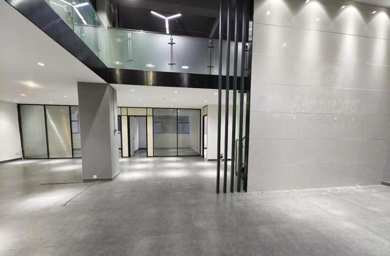 深圳坂田办公空间｜坂田集团新塘智慧园327㎡精装户型实景图