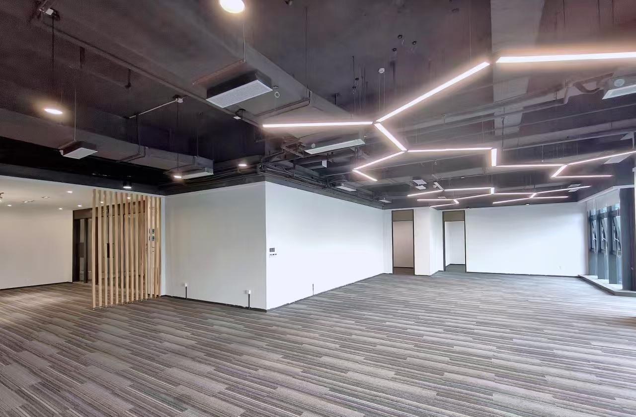 深圳西乡办公空间｜阳基九方广场610㎡精装户型