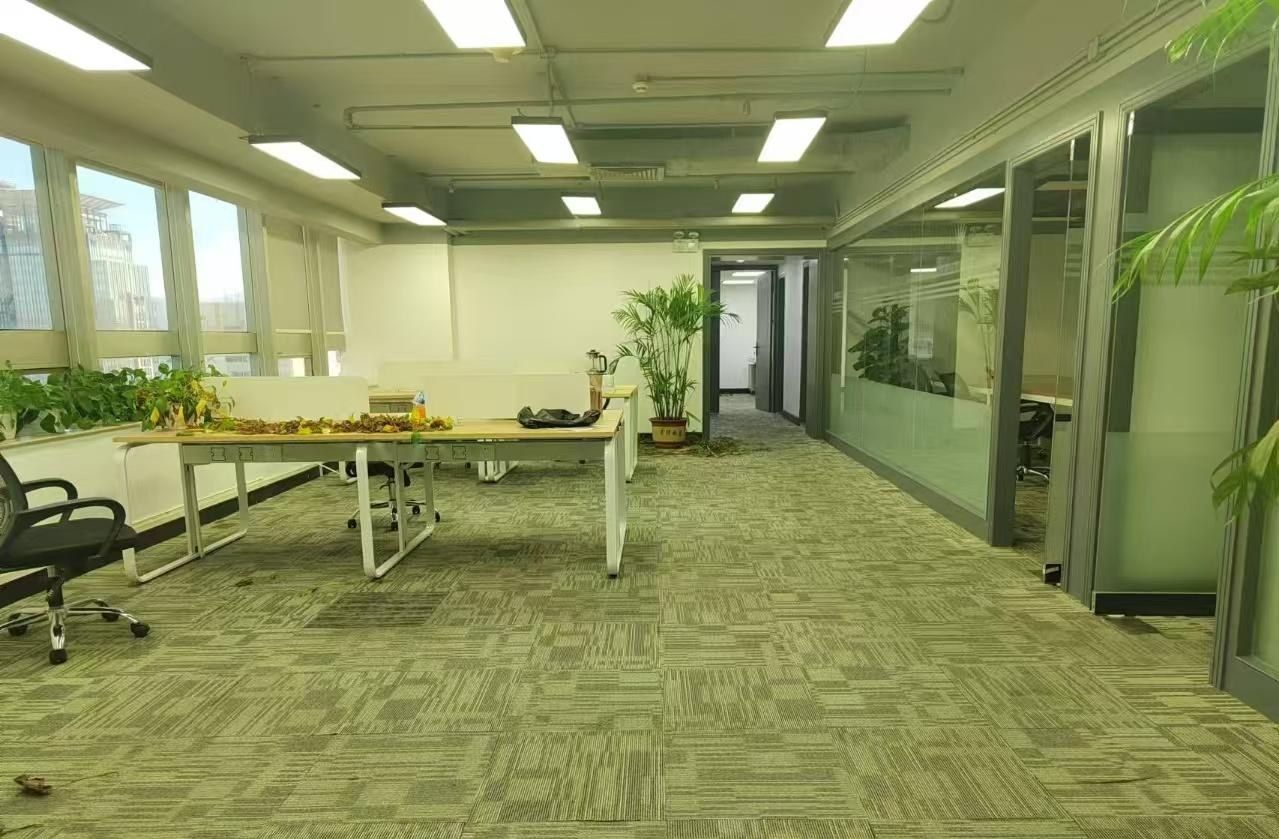 深圳福田中心区办公空间｜联合广场268.28㎡精装户型实景图
