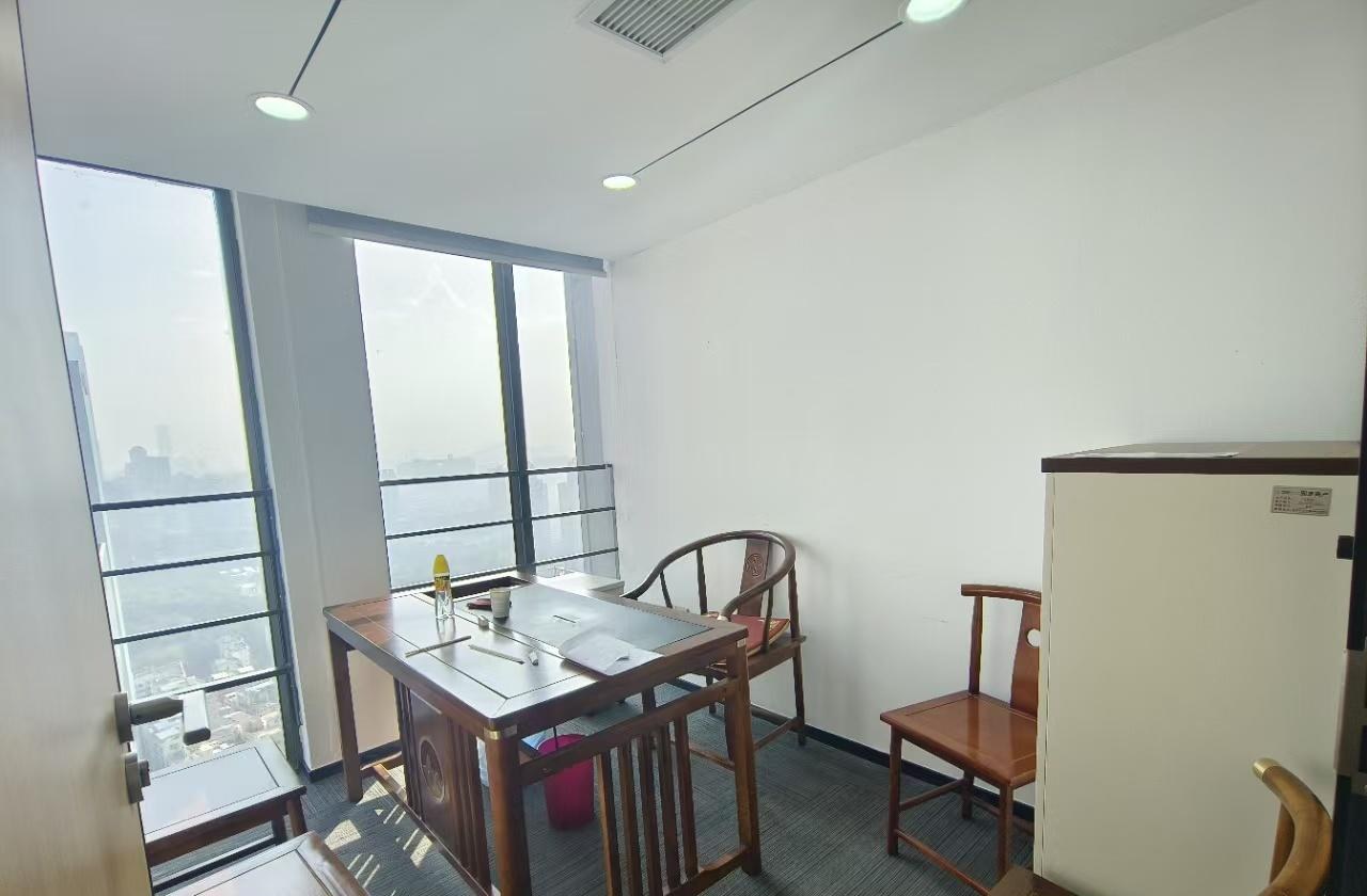 深圳福田中心区办公空间｜星河世纪大厦129㎡精装户型
