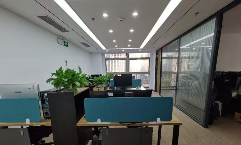 深圳福田中心区办公空间｜华融大厦168㎡精装户型