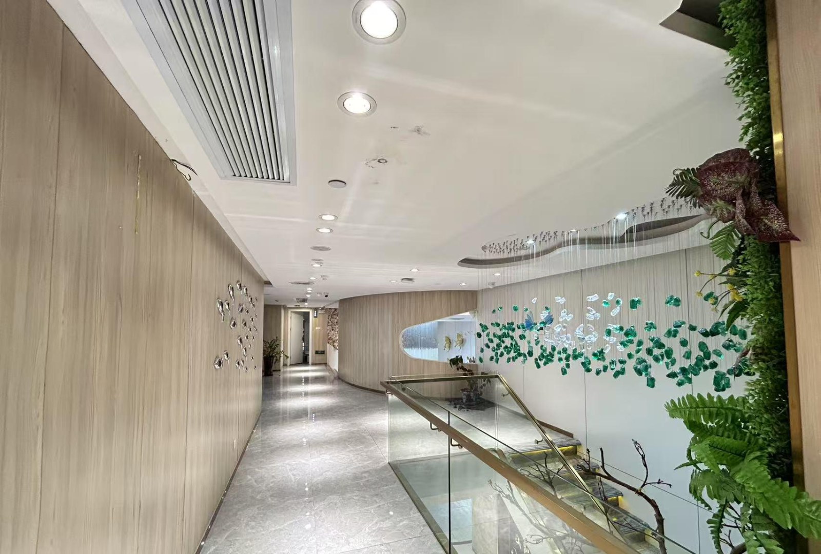 深圳宝安中心区办公空间｜龙光世纪大厦400㎡精装户型