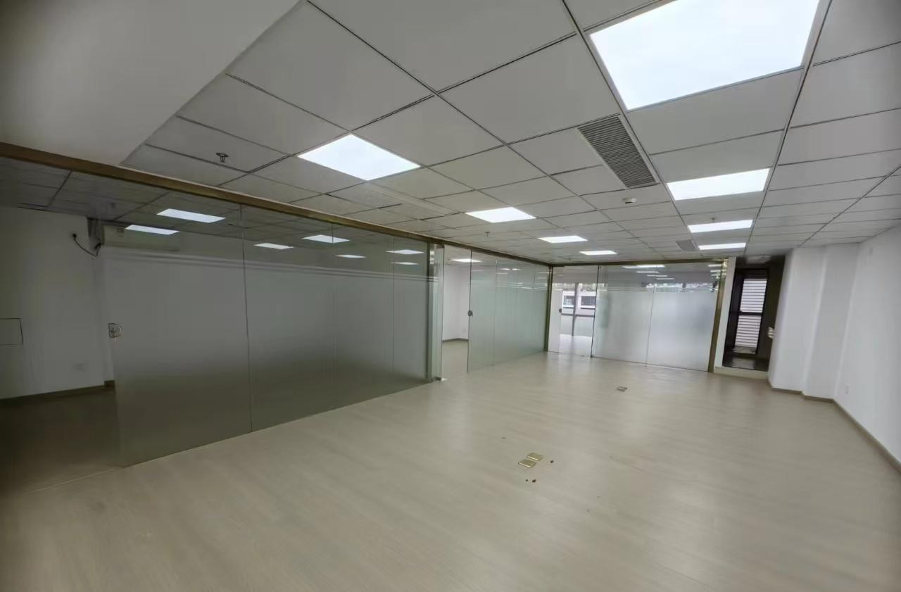 深圳宝安中心区办公空间｜龙光世纪大厦350㎡精装户型