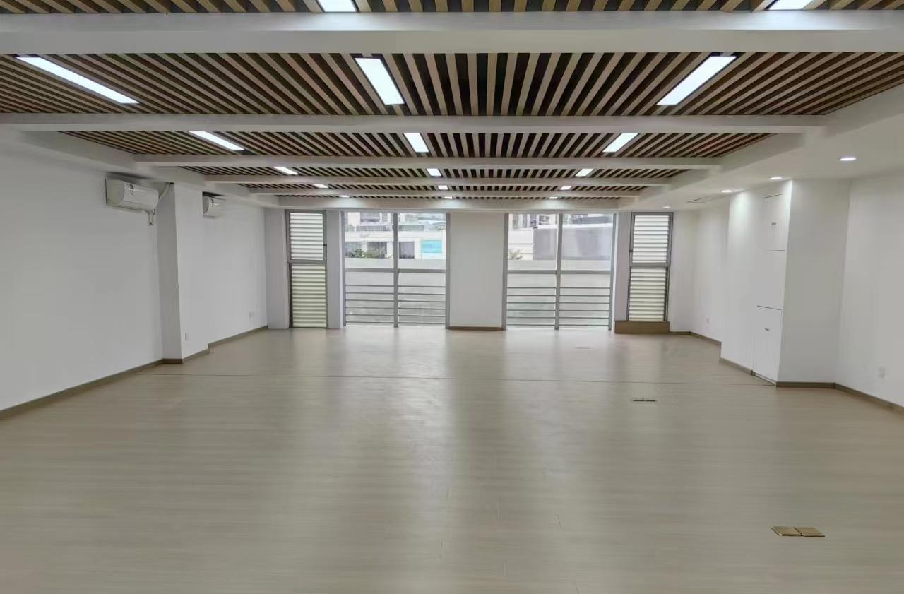 深圳宝安中心区办公空间｜龙光世纪大厦350㎡精装户型
