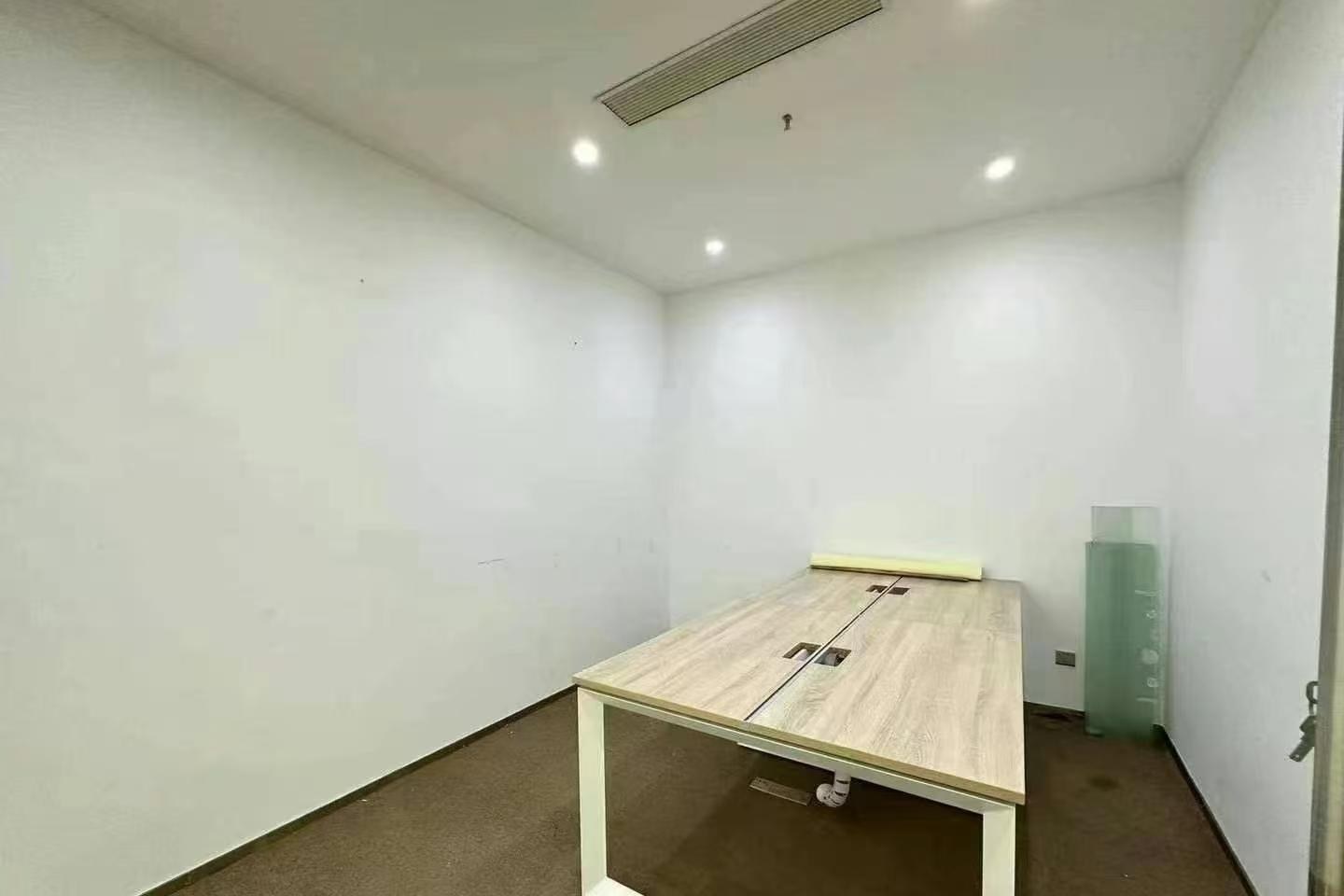 深圳宝安中心区办公空间｜前海卓越宝中时代广场168㎡精装户型