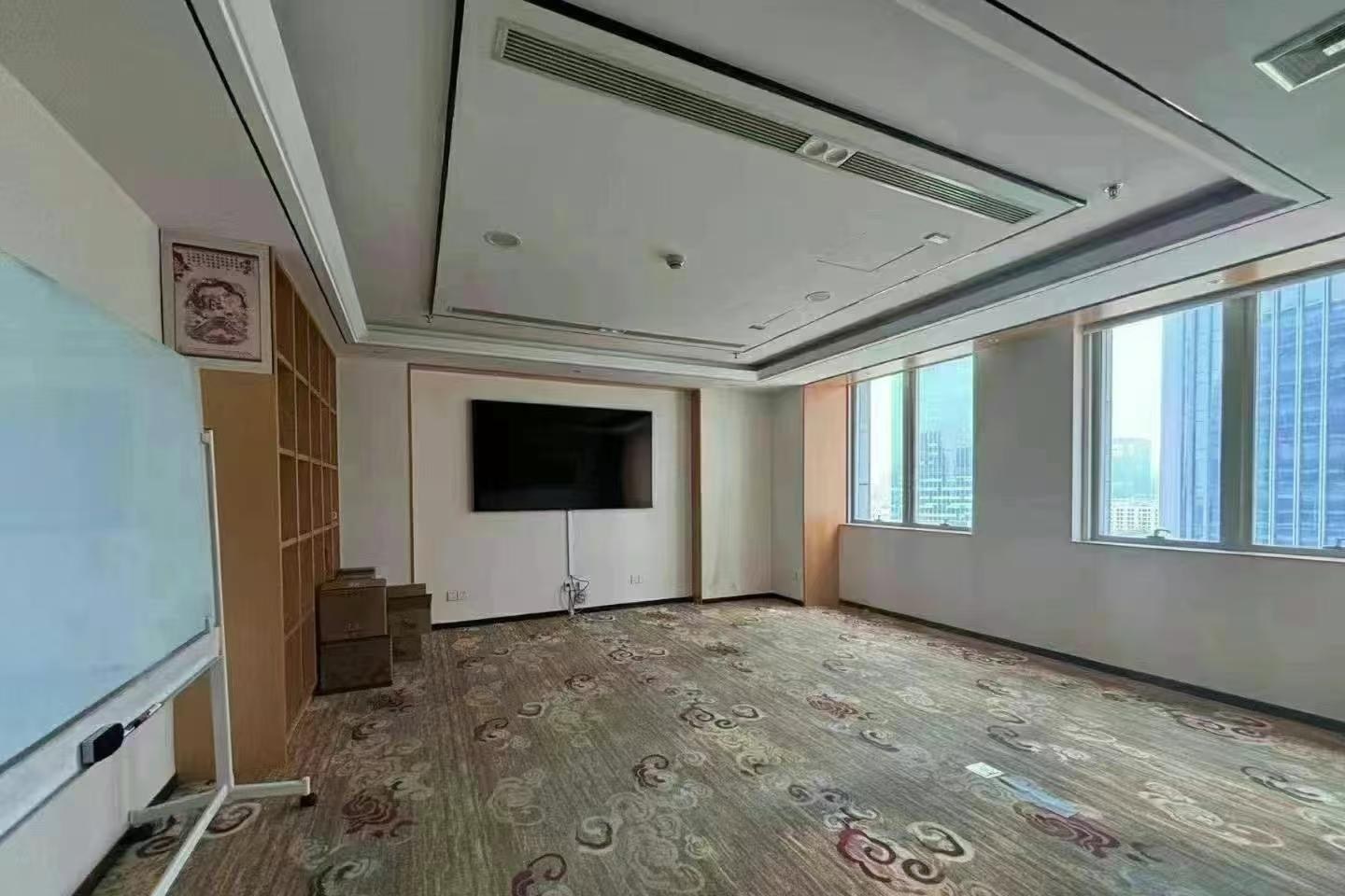 深圳宝安中心区办公空间｜荣超滨海大厦450㎡精装户型