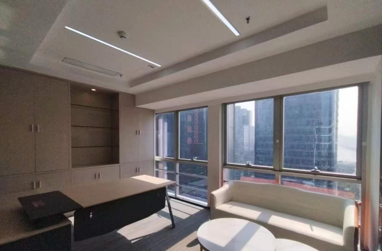 深圳宝安中心区办公空间｜荣超滨海大厦137㎡精装户型