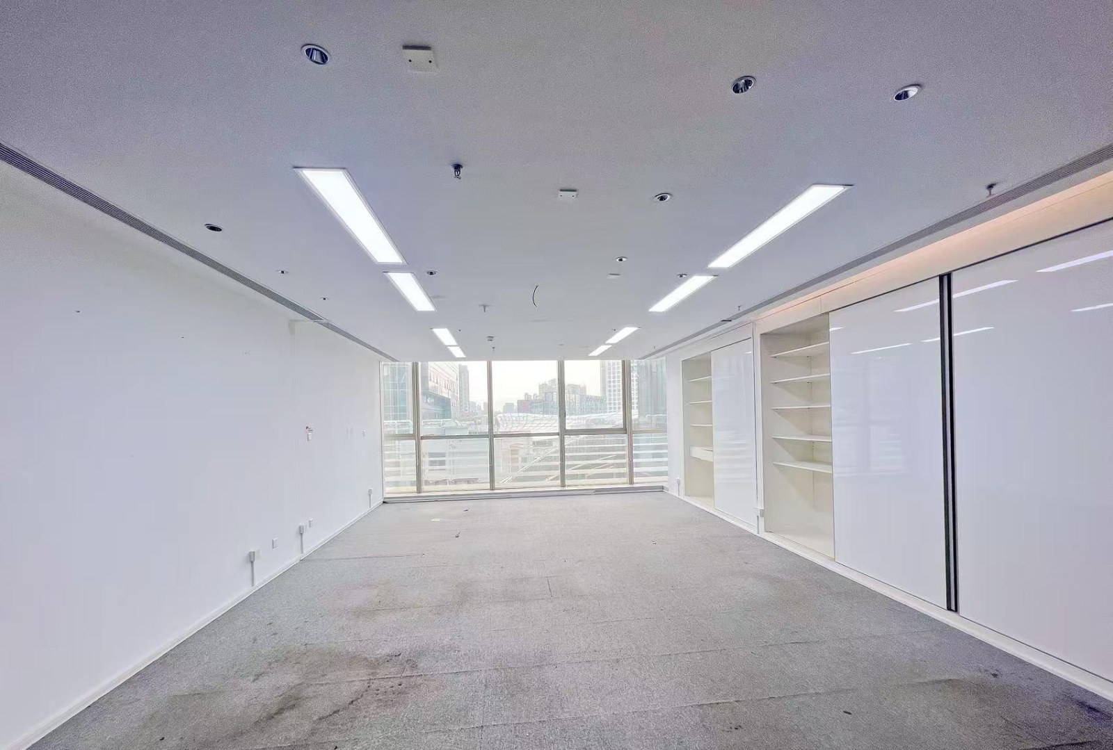 深圳科技园南区办公空间｜创维半导体大厦250㎡精装户型