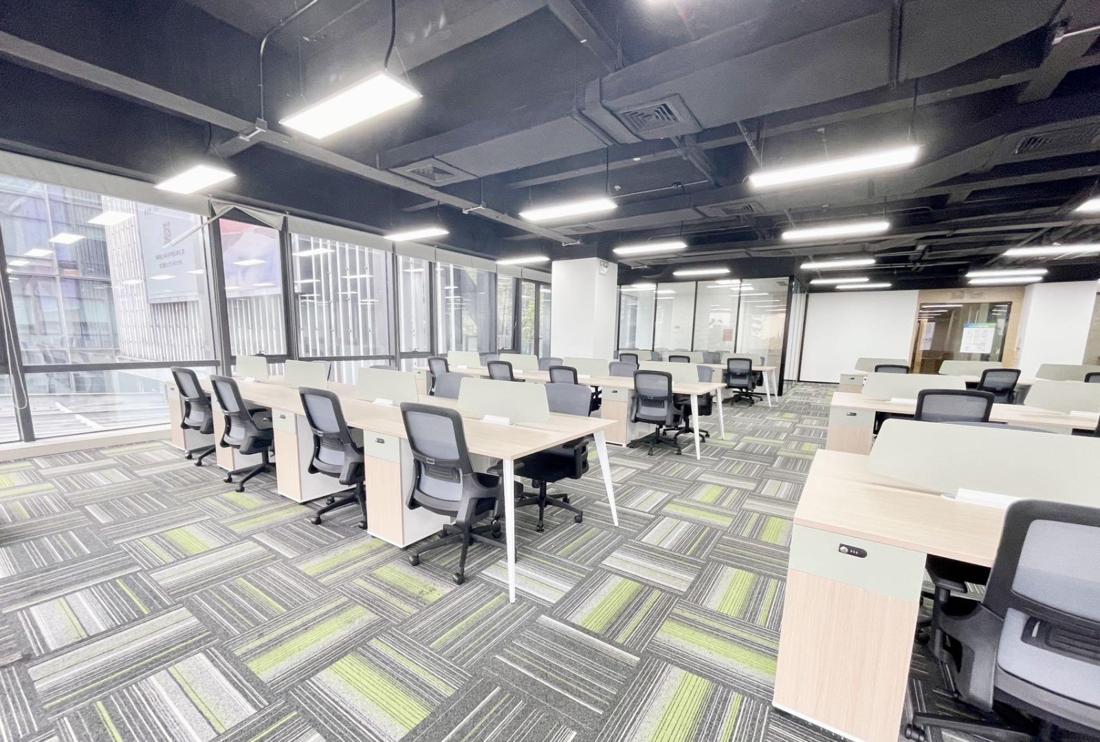 深圳科技园中区办公空间｜科兴科学园547.71㎡精装户型