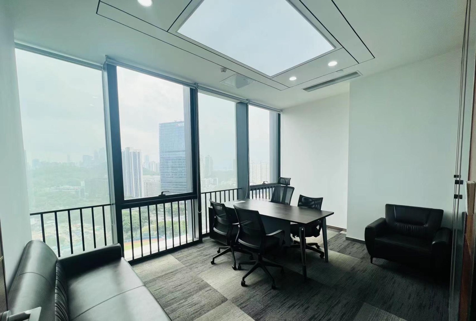 深圳华侨城办公空间｜金迪世纪大厦335㎡精装户型