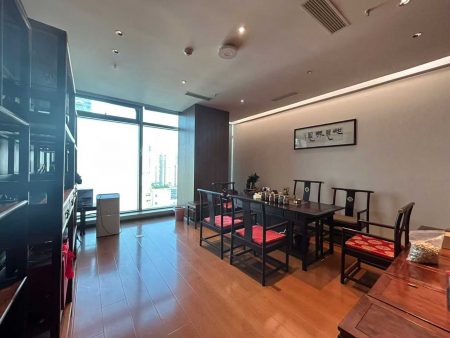 卓越世纪中心｜300㎡豪装6+1格局！168元/㎡+实木家私+双面采光