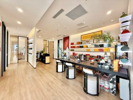 【恒裕前海金融中心】268.62㎡精装办公室出租｜现成茶室｜5+1格局