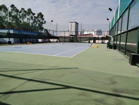 龙华体育场地出租｜1200㎡网球场 18元每平 含围网照明